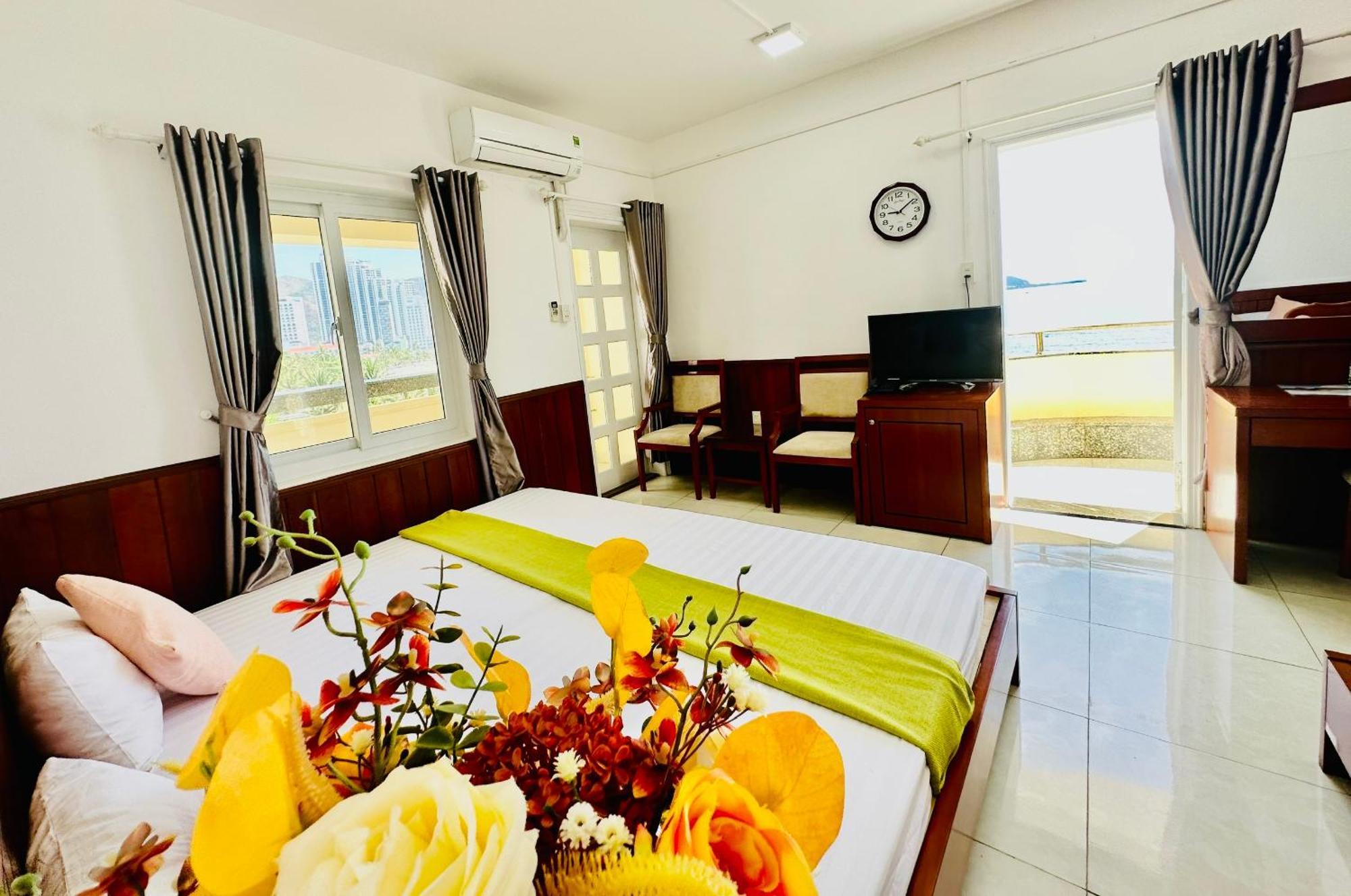 Hon Chong Hotel Nha Trang Buitenkant foto